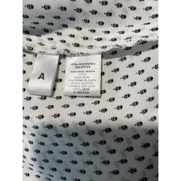 LOFT BLOUSE SIZE: MEDIUM - Picture 8 of 9